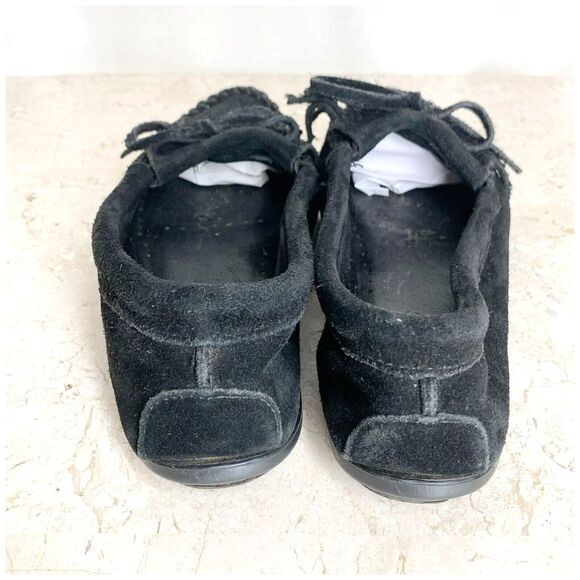 Minnetonka Moccasins Womens Size 7 Black Suede Leather Shoes Fringed Hard Sole - Picture 6 of 10